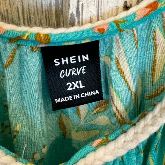 SHEIN Curve sz 2XL - Picture 3 of 6